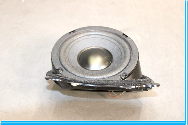 Load image into Gallery viewer, 97-04 Mercedes R170 SLK230 SLK320 Rear Right Door Sound Speaker 1708203402 Oem

