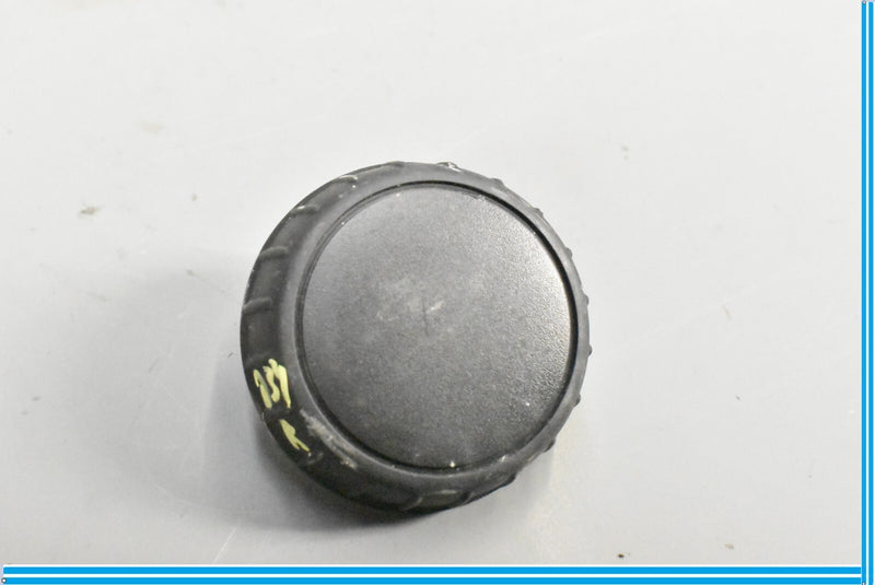 Load image into Gallery viewer, 2016 MERCEDES CLA250 FRONT RIGHT PASSENGER SEAT ADJUST KNOB HANDLE LEVER OEM
