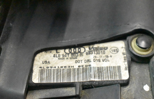 07-09 Audi Q7 Front Left Driver Side Xenon Headlight Lamp Assy 4L0941004 Oem