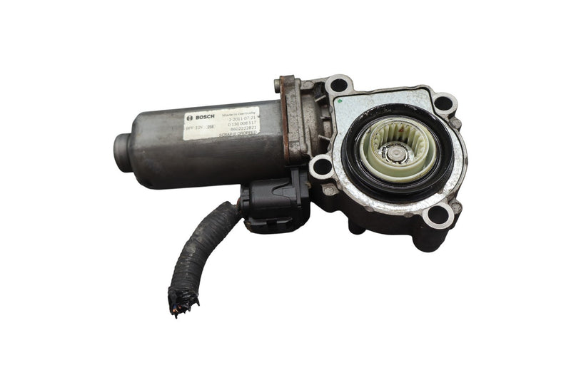 Load image into Gallery viewer, 12-18 Infiniti QX56 QX80 Transfer Case Shift Motor 290101LA0A Oem
