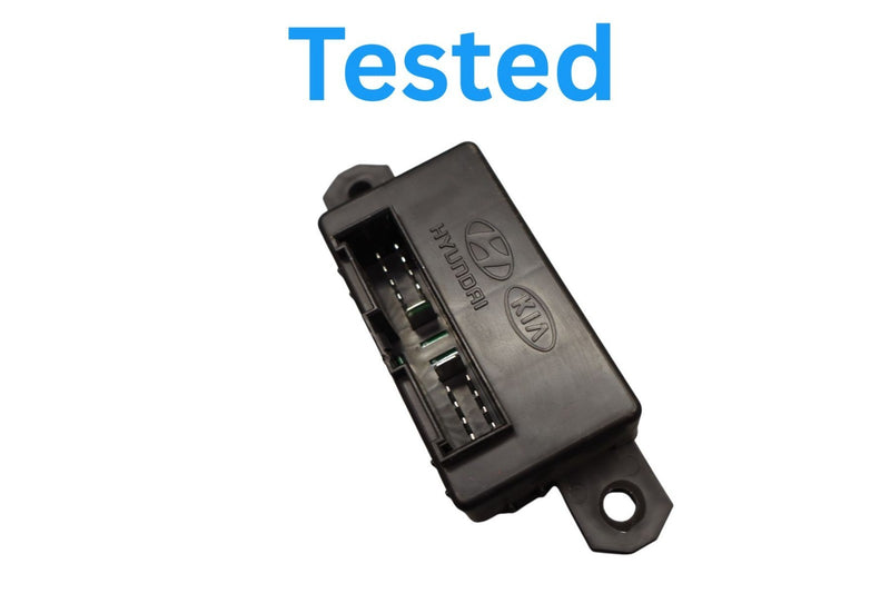 Load image into Gallery viewer, 11–16 Hyundai Equus Rear Seat Power Relay Control Module Unit 89597-3N000 Oem
