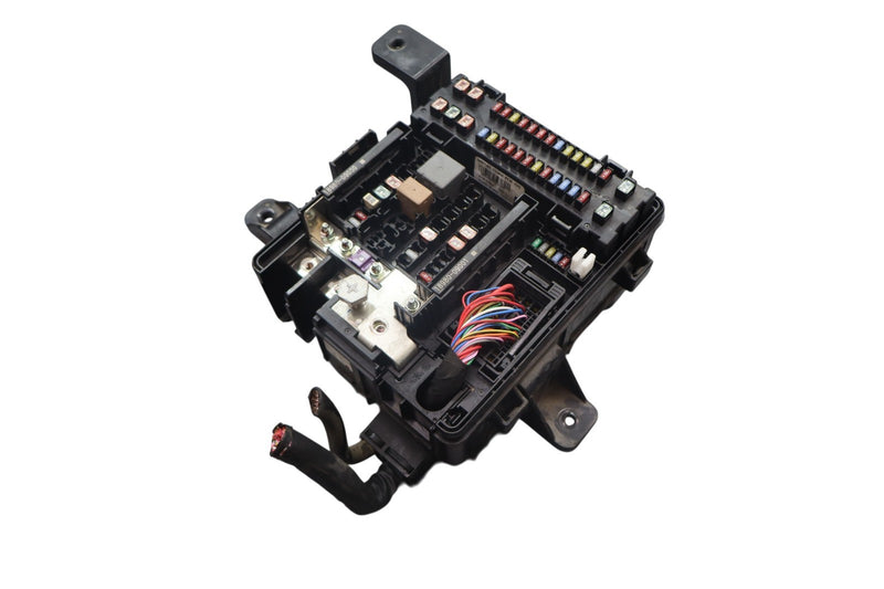 Load image into Gallery viewer, 15-20 Hyundai Genesis G80 Fuse Box Junction Relay Control Module 91204-B1895 Oem
