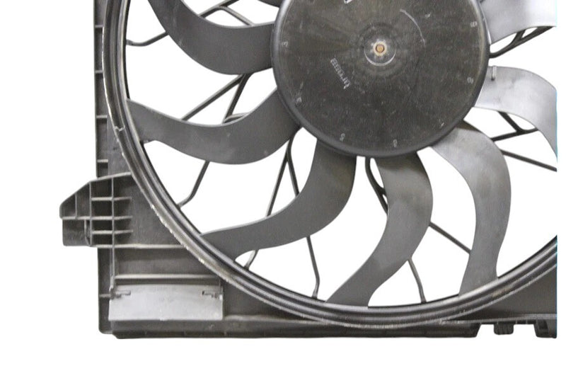Load image into Gallery viewer, 13-16 Mercedes X166 GL550 GL450 Engine Motor Radiator Cooling Fan Assembly Oem
