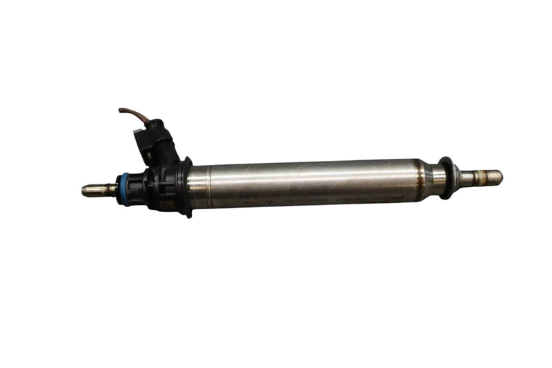 Load image into Gallery viewer, 11-18 Mercedes W207 GLS550 CL550 E550 Engine Motor Fuel Injector 0261500065 OEM
