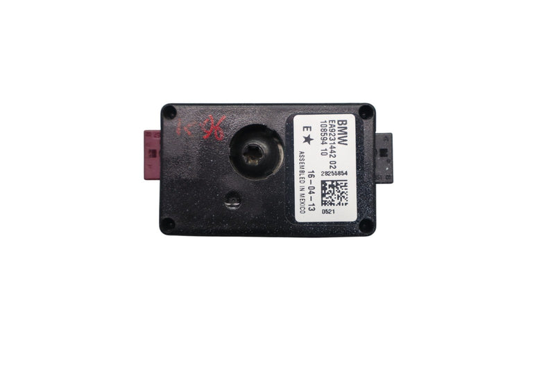 Load image into Gallery viewer, 12-15 BMW F30 320i 328i Radio Stereo Trap Antenna Amplifier Diversity Module Oem
