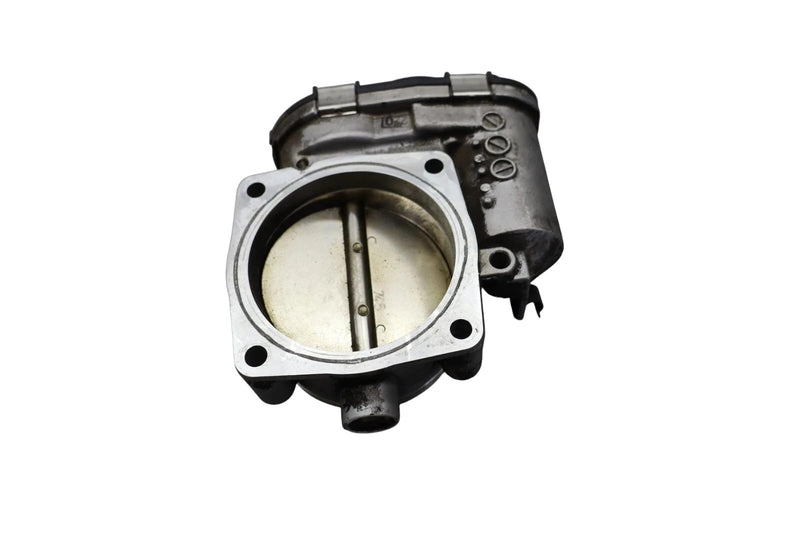 Load image into Gallery viewer, 10-18 Porsche Cayenne 958 Engine Air Inlet Intake Throttle Body 99760511501 Oem
