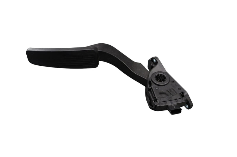 Load image into Gallery viewer, 14-17 Maserati Ghibli Gas Accelerator Acceleration Brake Pedal 04861716AD Oem

