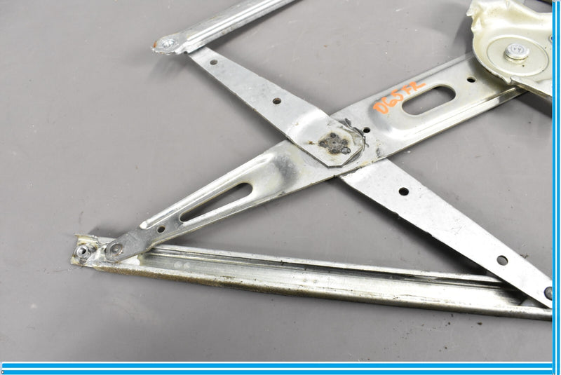 Load image into Gallery viewer, 07-16 Lexus LS460 Front Right Passenger Side Seat Door Window Regulator Oem
