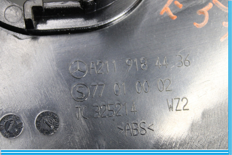 Load image into Gallery viewer, 06-11 Mercedes CLS550 W221 Front Right Side Seat Belt Bolt Trim Panel Oem
