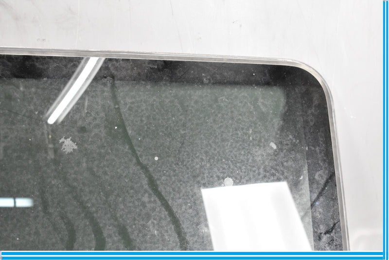Load image into Gallery viewer, 03-12 Maserati Quattroporte Sunroof Moon Roof Glass Oem
