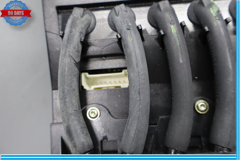 Load image into Gallery viewer, 00-12 Mercedes R230 SL550 CL500 Front Right Passenger Side Seat Valve Block Oem
