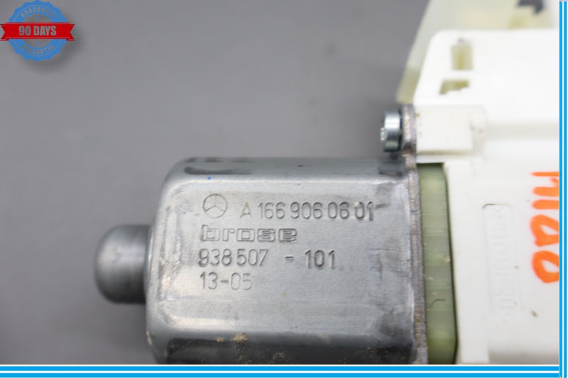 Load image into Gallery viewer, 13-16 Mercedes GL550 GL450 Rear Right Passenger Door Window Regulator Motor Oem

