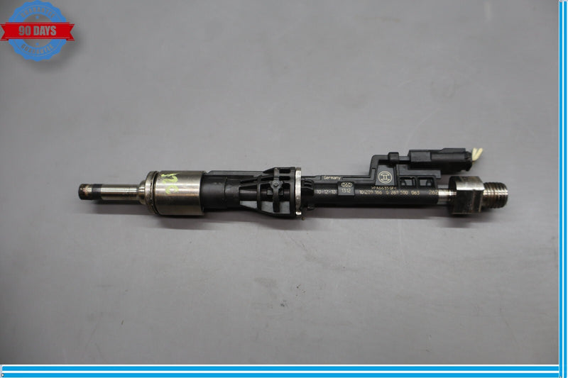 Load image into Gallery viewer, 11-16 BMW 535i xDrive Engine Motor Fuel Injector 0261500109 Oem
