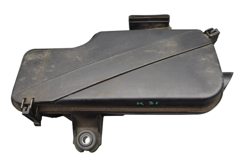 Load image into Gallery viewer, 12-16 Hyundai Equus Engine Air Cleaner Filter Housing Intake Box 281103M150 Oem
