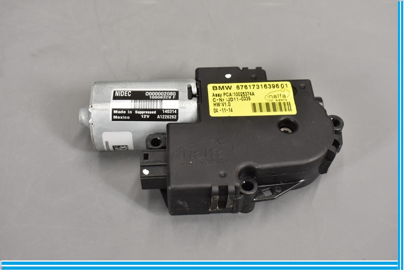 Load image into Gallery viewer, 12-15 BMW E84 X1 Upper Panoramic Sliding Sunroof Moonroof Roof Drive Motor Oem
