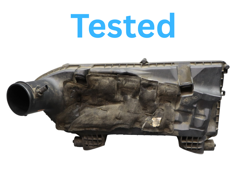 Load image into Gallery viewer, 12-16 Mercedes CLS350 E350 Air Intake Cleaner Filter Box A2760940004 Oem
