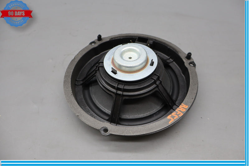 Load image into Gallery viewer, 10-13 Jaguar XJ XJL X351 Rear Right Passenger Side Door Bass Speaker Oem

