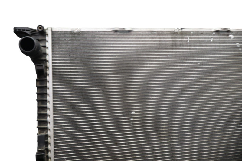 Load image into Gallery viewer, 09-16 Audi A7 A6 Quattro Engine Motor Cooling Coolant Radiator 8K0121251H Oem
