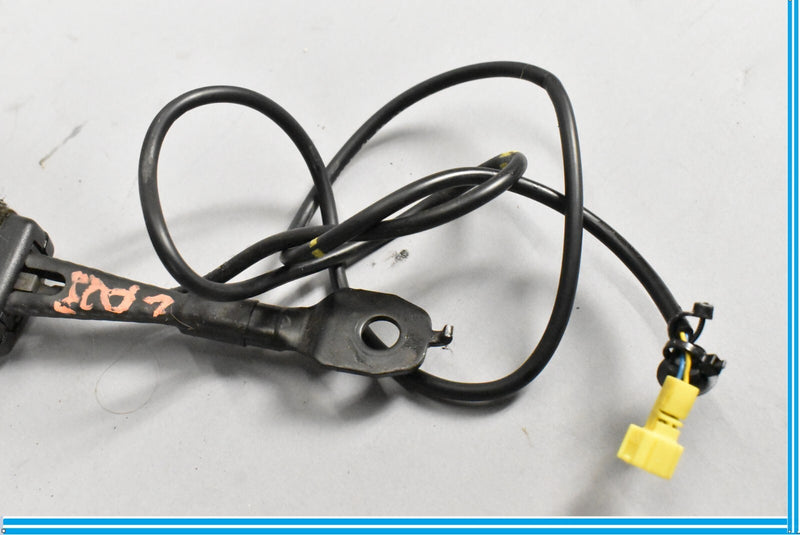 Load image into Gallery viewer, 03-11 Mercedes CLS550 CLS55 AMG E550 W219 Front Left Seat Belt Buckle Oem
