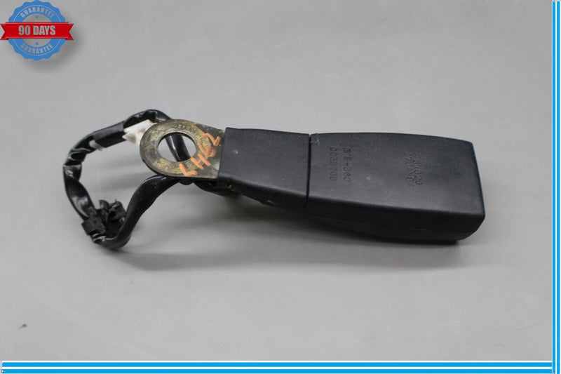 Load image into Gallery viewer, 02-06 Lexus SC430 Z40 Front Left Driver Side Seat Belt Seatbelt Buckle Oem
