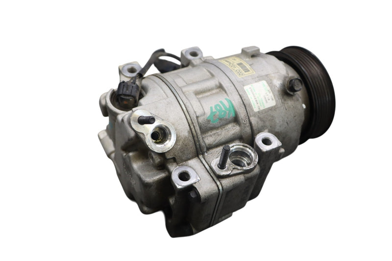 Load image into Gallery viewer, 15-19 Hyundai Genesis G80 G90 AC A/C Air Compressor W/ Clutch 97701B1000 Oem

