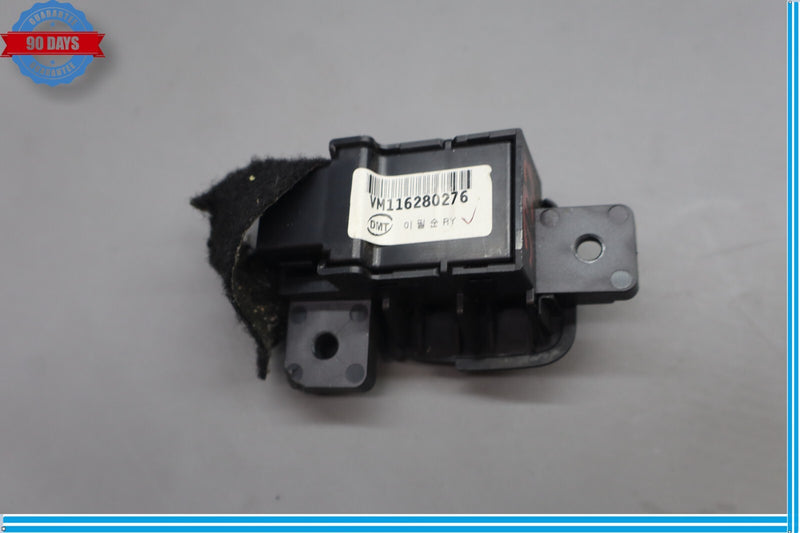 Load image into Gallery viewer, 11-13 Hyundai Equus Front Left Side Seat Adjustment Switch Control Mode Oem
