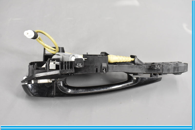 Load image into Gallery viewer, 12-15 BMW E84 X1 Rear Left Driver Side Exterior Door Handle Black Oem
