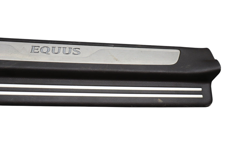 Load image into Gallery viewer, 11-16 Hyundai Equus Front Right Side Door Sill Scuff Plate Trim 858813N500 Oem
