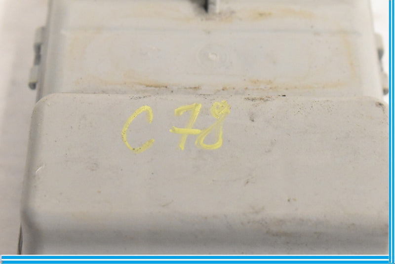 Load image into Gallery viewer, 00-09 Mercedes R230 SL500 S500 Seat Vacuum Pump Reservoir Tank 2208050119 OEM
