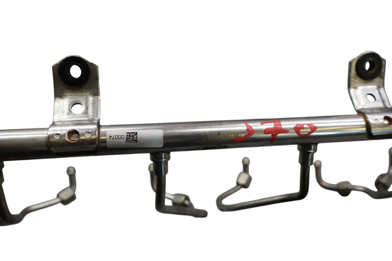 Load image into Gallery viewer, 14-18 BMW X5 F15 High Pressure Fuel Injector Rail 764971001 Oem
