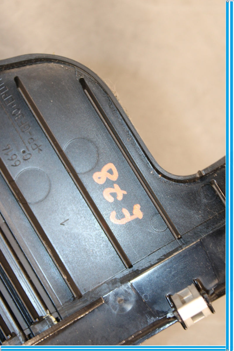 Load image into Gallery viewer, 10-13 Land Rover Range Rover HSE Instrument Steering Column Trim Cover Panel Oem
