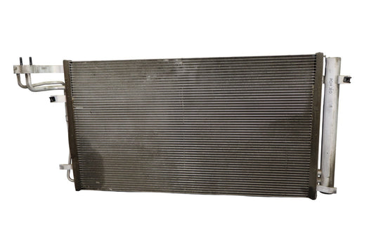13-16 Hyundai Equus Front A/C AC Air Conditioning Condenser 976063N201 Oem