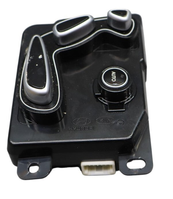 Load image into Gallery viewer, 11-13 Hyundai Equus Rear Left Driver Seat Memory Control Switch 89791-3N100 Oem
