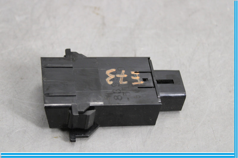 Load image into Gallery viewer, 02-05 Lexus SC430 Right Side Seat Belt Caution Warning Indicator Light Oem
