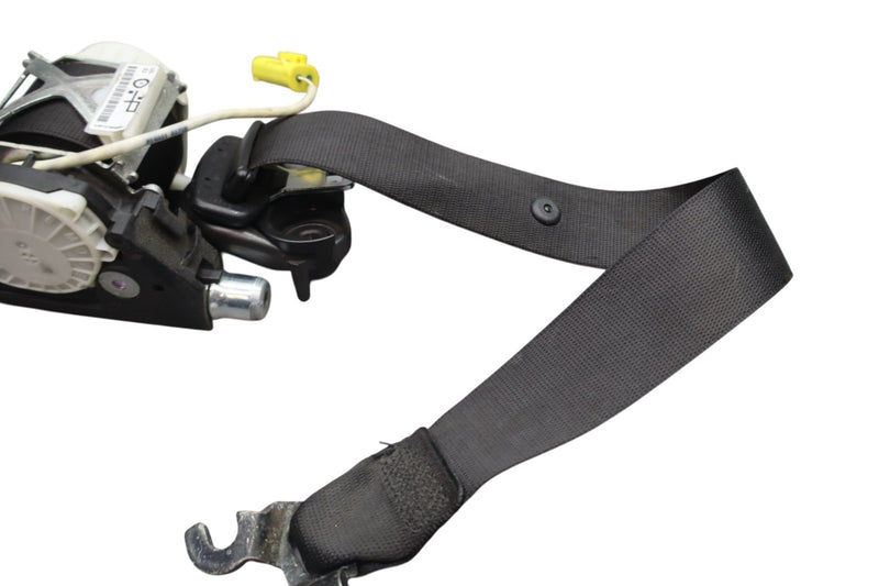 Load image into Gallery viewer, 09-16 BMW E89 Z4 Front Right Passenger Side Seat Belt Retractor 72119137950 Oem
