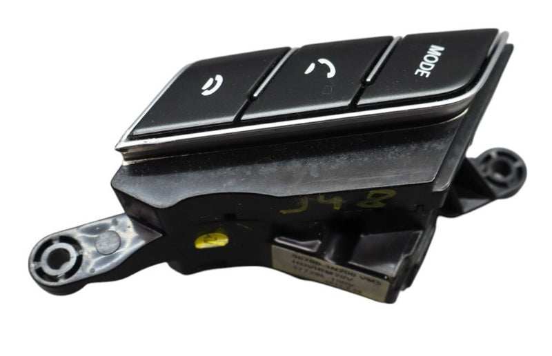 Load image into Gallery viewer, 11-13 Hyundai Equus SIG Steering Wheel Cruise Audio Radio Control Switch Oem
