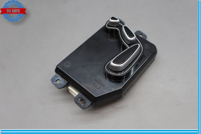 Load image into Gallery viewer, 11-13 Hyundai Equus GLS Front Right Passenger Side Seat Control Switch Oem
