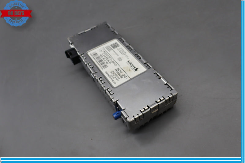 Load image into Gallery viewer, 10-13 Mercedes W212 E350 E550 CLS550 Satellite Radio Receiver Module Unit Oem

