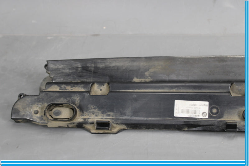 Load image into Gallery viewer, 04-10 BMW 645Ci 650i Radiator Core Upper Support Bracket Shroud Oem
