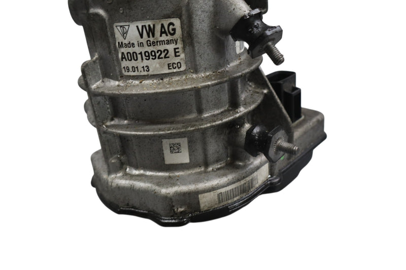 Load image into Gallery viewer, 11-17 Volkswagen Touareg Electric Hydraulic Power Steering Pump 7P0423155B Oem
