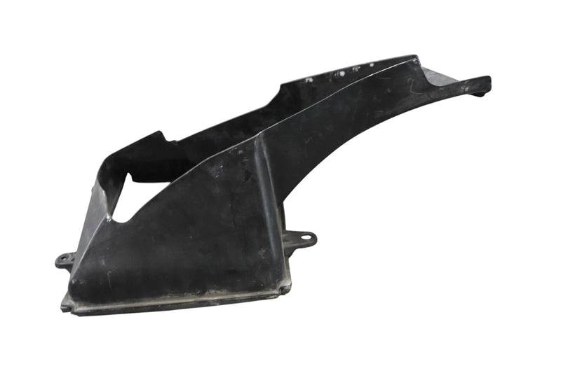 Load image into Gallery viewer, 14-17 Maserati Quattroporte Front Right Side Intercooler Air Duct Shroud Oem
