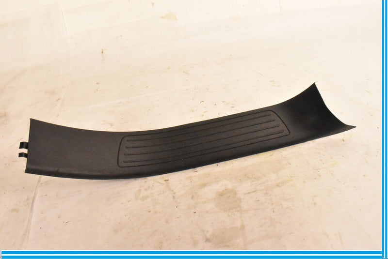 Load image into Gallery viewer, 2012 - 2015 MERCEDES ML350 W166 REAR LEFT DOOR SCUFF SILL STEP TRIM OEM
