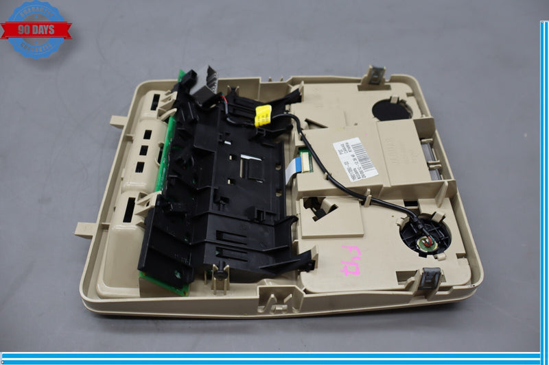 Load image into Gallery viewer, 10-15 Jaguar XJ XJL X351 Front Roof Console Overhead Dome Reading Light Lamp Oem
