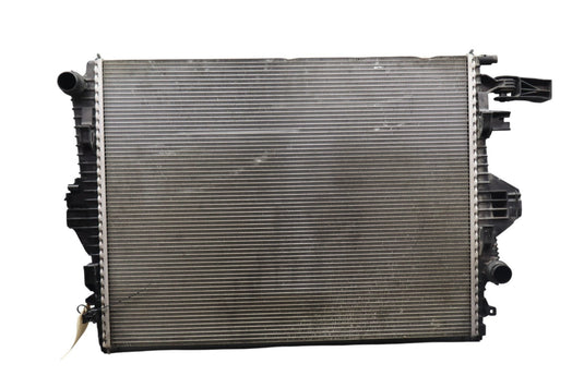 11-17 Volkswagen Touareg Engine Water Cooling Radiator Assembly 7P0121253 Oem