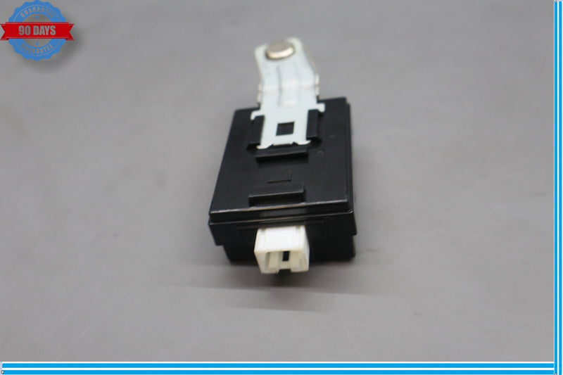 Load image into Gallery viewer, 11-13 Hyundai Equus Smart Keyless Entry Receiver Control Module Unit ECU Oem
