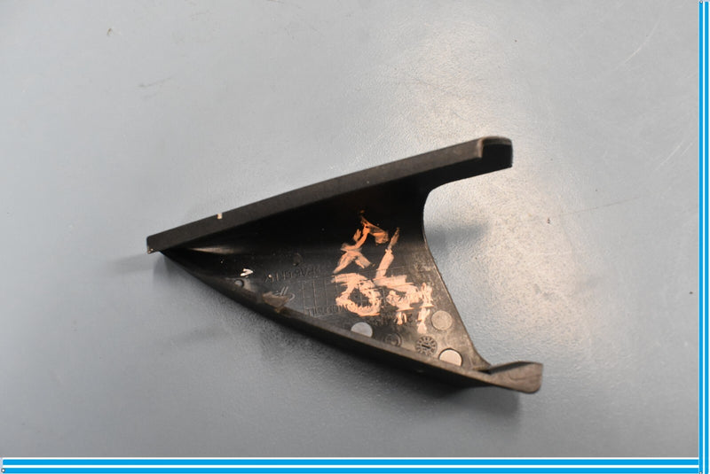 Load image into Gallery viewer, 12-18 BMW 650i 640i F12 Front Left Door Corner Cover Trim 7217489 Oem
