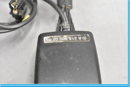 12-18 Mercedes CLS550 W218 Front Left Driver Side Seat Belt Buckle Oem