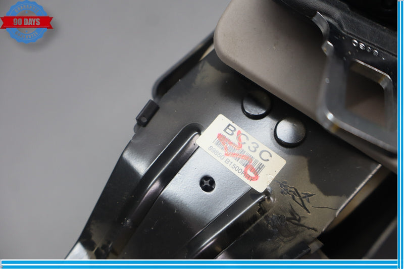 Load image into Gallery viewer, 15-18 Hyundai Genesis Rear Center Seat Belt Seatbelt Dual Buckle 89850B1500 Oem
