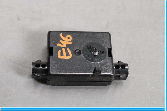 12-18 BMW 320i 328i F30 Trap Circuit Antenna AMP Amplifier Control Module Oem