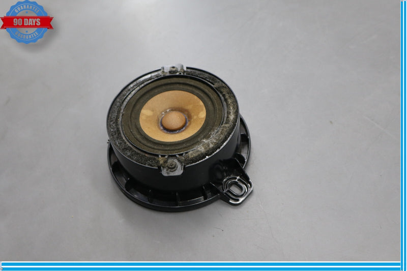 Load image into Gallery viewer, 10-13 Buick Lacrosse CXL Left Or Right Side Outer Package Tray Sound Speaker Oem
